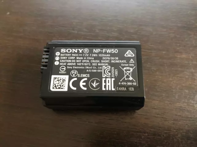 Original Sony NP-FW50 Akku für Alpha 5000 5100 6000 6300 7 7R 7S (I+II) NEX 3