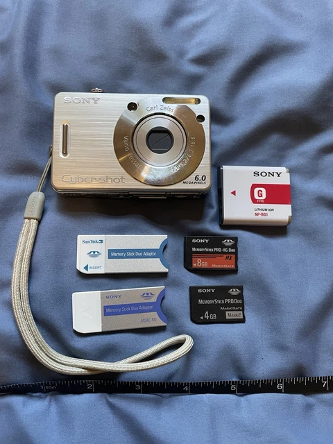 SONY CYBERSHOT DSC-W50 6.0MP With Memory Cards DUO HG 8GB