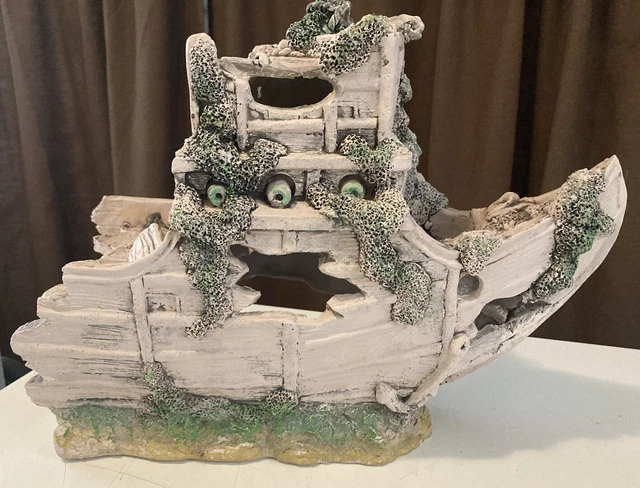 Aquarium/Fish Tank Decor Large Pirate Ship-used