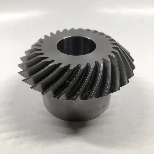 Boston Gear LSA106YR Tooth Bevel Spiral Mite Gear 28T 1.188" Bore 8 DP
