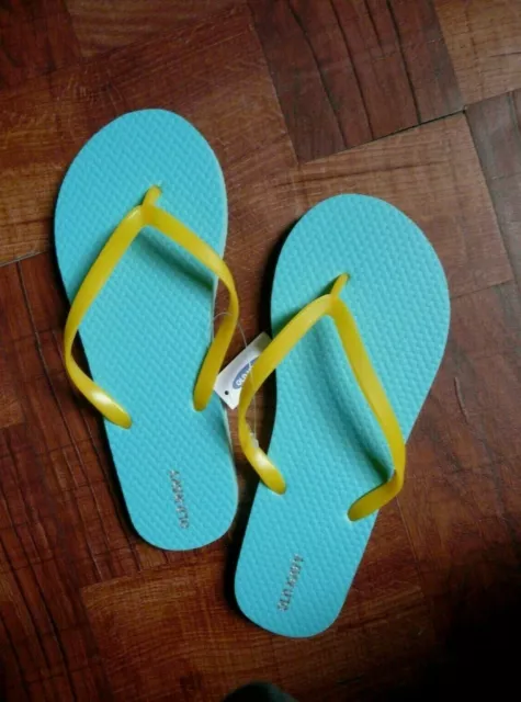Old Navy Kid Girl Mint Green & Yellow Flip Flops Thong Sandals Size 5/6