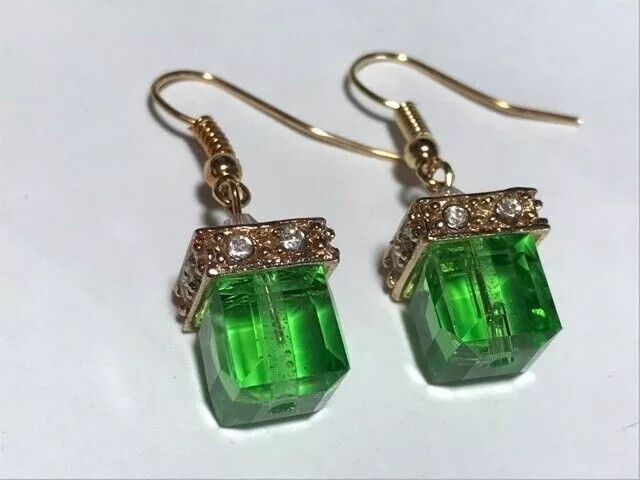 Beautiful Art Deco Style Green Cube Crystal Drop Earrings 2