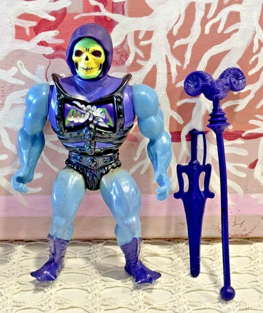 He-Man And The Masters Of The Universe Deluxe Skeletor Large Action Figure With Power Attack Move 4 Accessories Inspired By Motu Netflix Animated Series 85 In Collectible Toys 0 3