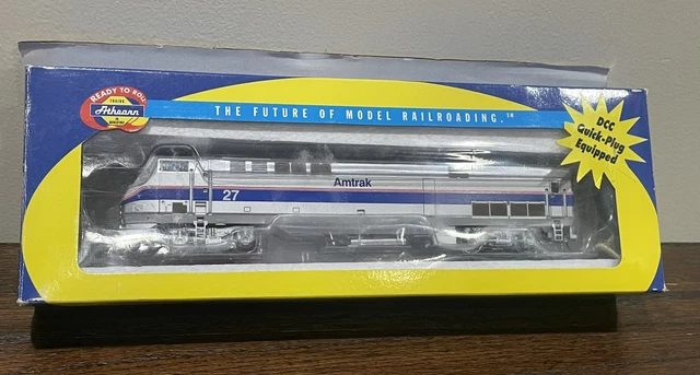Athearn 91577 HO scale RTR P42 Amtrak Intercity #27 Phase