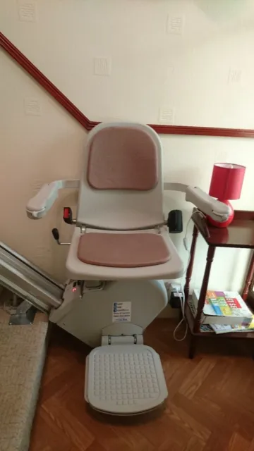 Stair Lift Fully Fitted. 18 Month Warranty. Acorn 120 Buy With Confidence £599. 2