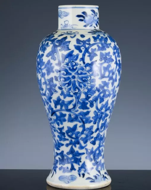 Fine 19Thc Chinese Blue & White Scrolling Lotus Porcelain Vase Kangxi Mark