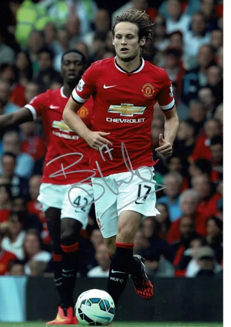 Personally Hand Signed 8inx12in Photo of Daley Blind Manchester United