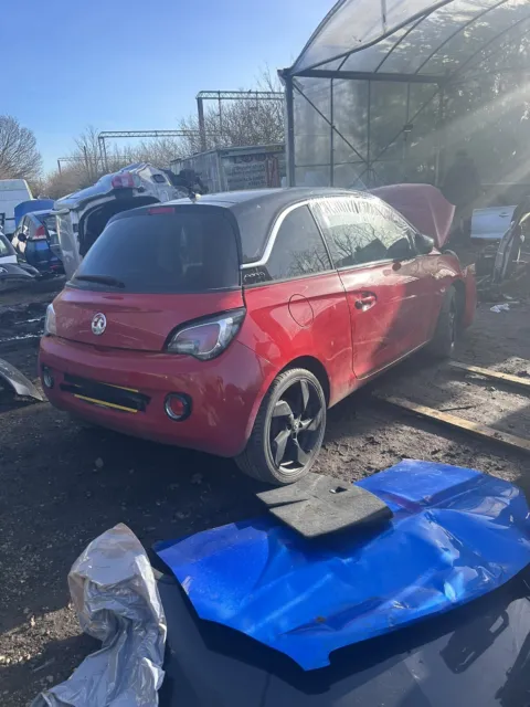 2015 Vauxhall Adam Slam 1.4 Petrol Wiper Blade￼ Breaking All Parts Free P&p