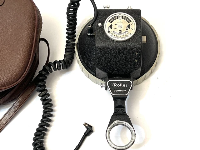 Vintage Rolleiflex Rollei Rolleiflash Light Camera Flash Unit w Carrying Case