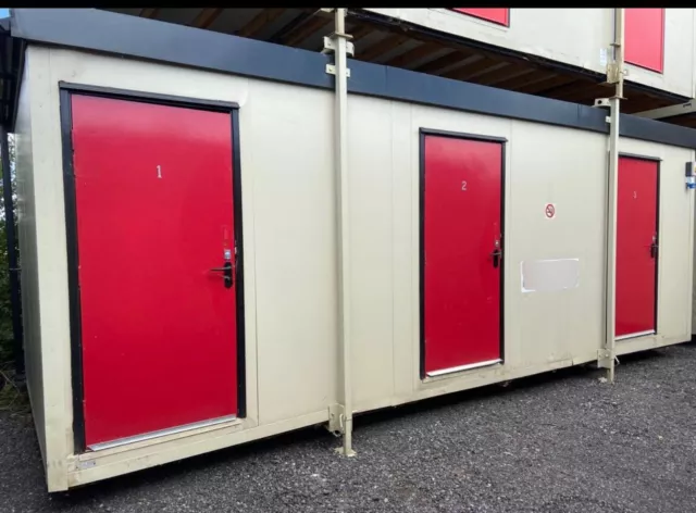 24ft site cabin tripple office / changing room / sleeper cabin container welfare