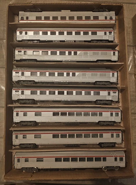 Voiture A5 tmfp 1CL. boite à tonnerre - SNCF ép III - HO 1/87