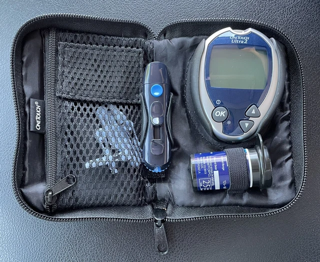 Monitor de glucosa en sangre OneTouch Ultra 2