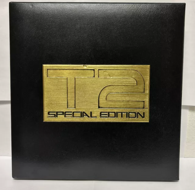 Terminator 2: Judgment Day (Laserdisc CAV, 1991, Letterboxed Special Edition) NM Terminator 2: Judgment Day (Laserdisc CAV, 1991, Letterboxed Special Edition) NM