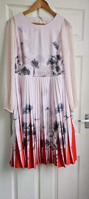 TED BAKER PRTICHA Lake of Dreams Pleated Pink Floral Midi Dress Size 4 UK 14 110.00 PicClick UK