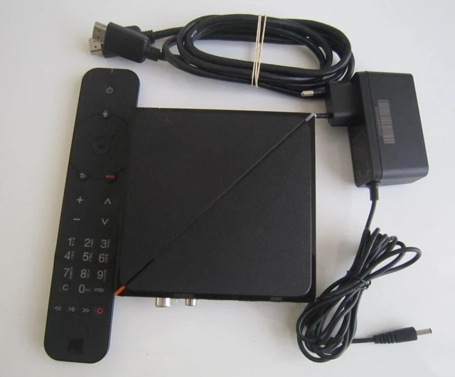 Orange Mini UHD décodeur TV TNT Avec accessories  , télécommande Vocale    ★