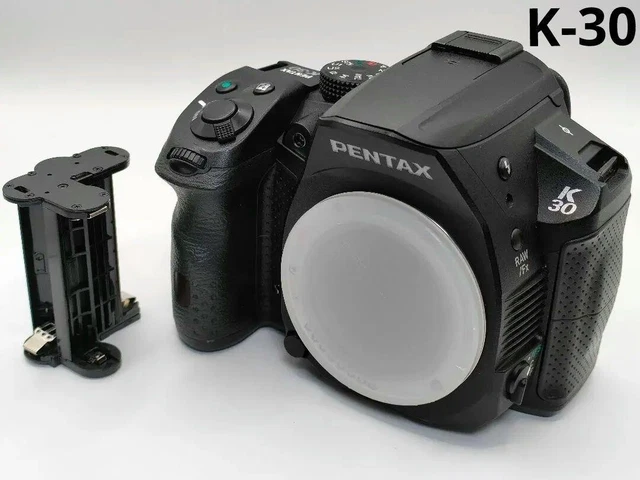 [ Near Mint ] PENTAX K-30 (Black) 16.2 MP Digital SLR Camera JAPAN