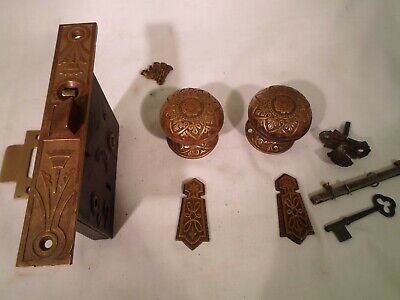 Antique R&E K-104 Cast Brass Door Knob Set NOS Lock Thumb Turn  w/key #830