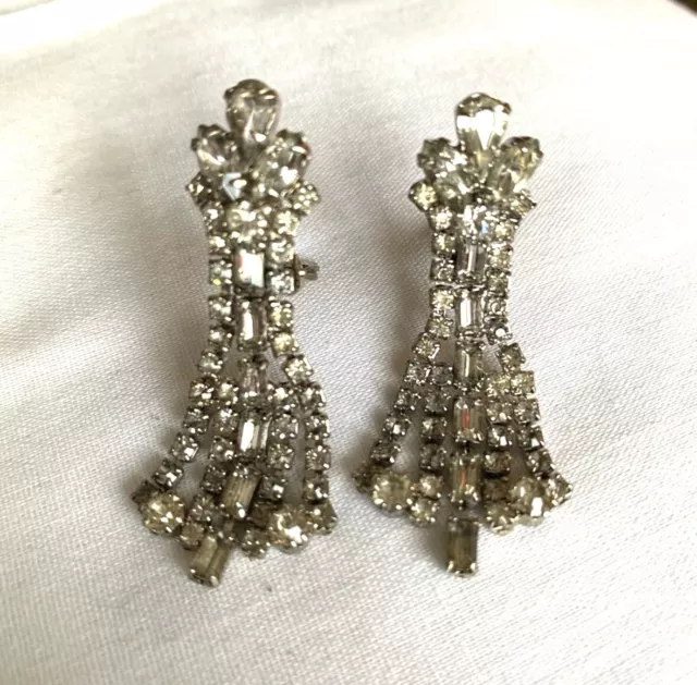 Vintage Rhinestone Clip On Earrings Silver Baguettes