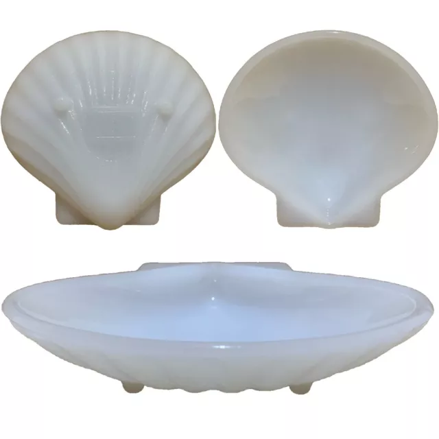 ANTIQUE GLASBAKE MILK Glass Footed Shell Scallop Clam Soap Trinket Dish