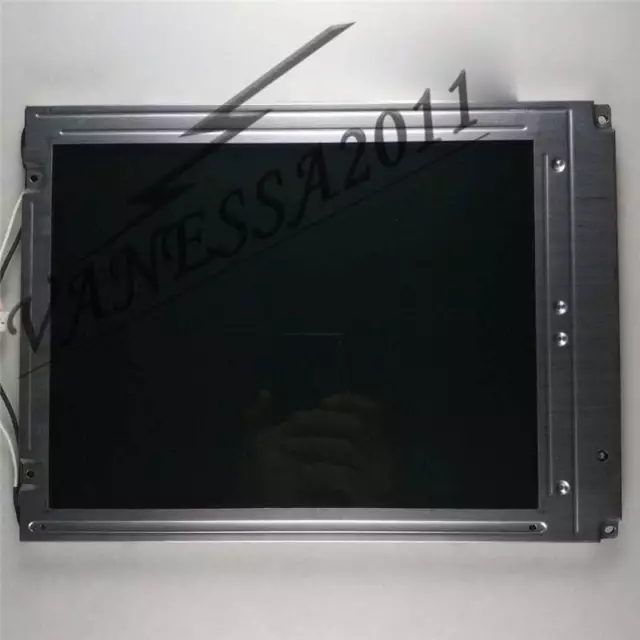 26.4cm 640 × 480 Résolution LQ10D421 Écran LCD Panneau