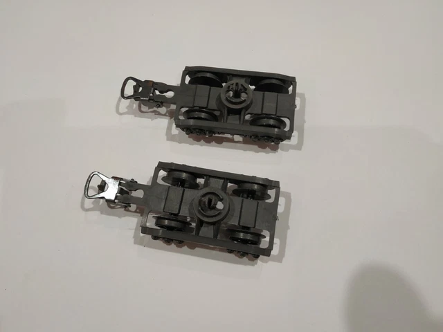 LIMA 2 BOGIES POUR VOITURE VOYAGEURS / WAGON 9214-512 ECHELLE H0 1/87 LIMA 2 BOGIES POUR VOITURE VOYAGEURS / WAGON 9214-512 ECHELLE H0 1/87
