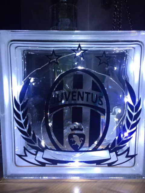 LAMPADA DA TAVOLO Juventus E.artlamps #my7h #CR7 #scudeight #w8nderful EUR  34,99 - PicClick IT