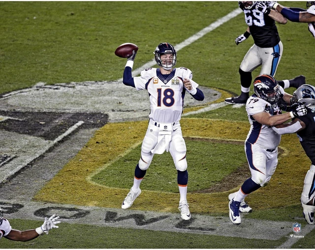Peyton Manning Denver Broncos Unsigned Super Bowl 50 Passing on the