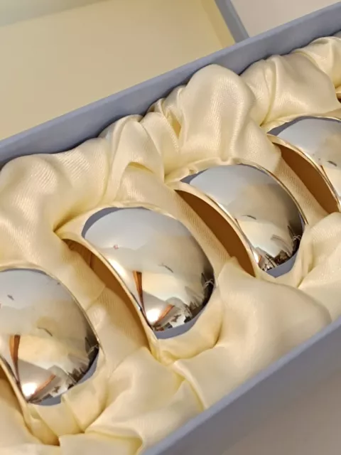 Newbridge Silver Ware - Silver Plated Boxed Napkin Rings x 6 2