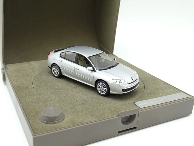 Norev 1/43 Renault Laguna 2008 Grise – Occasion Très Bon état Avec Boîte
