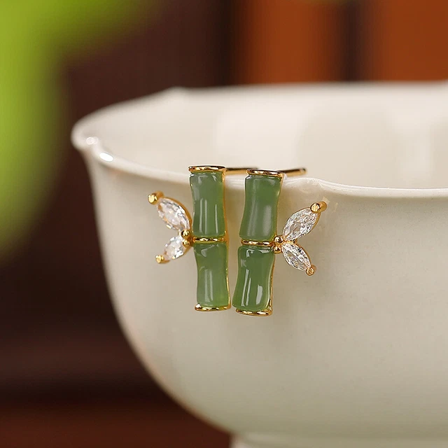 Real 925 Sterling Silver With Natural Green Jade Bamboo Stud Earrings 15x9mm W