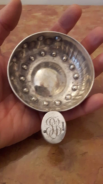 GROS ANCIEN TASTE vin en métal argenté ? Diamètre 20 cm Vide Poche art populaire EUR 24,99 - FR