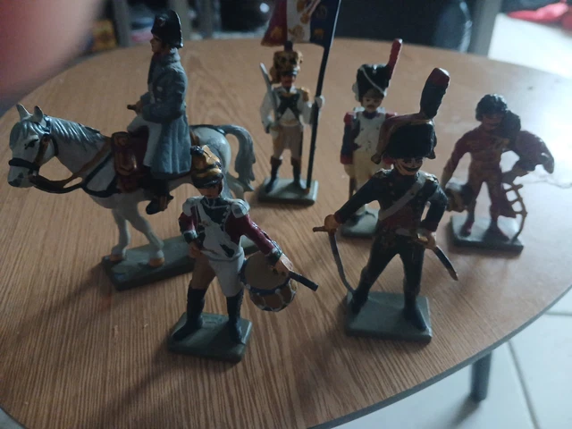 Lot De 6 Cavaliers Soldats Starlux - Cavalerie En Soldat De Plomb - Occasion