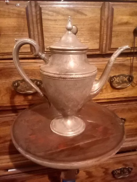 Vintage International Silver Co. Castleton 801  Silver Plate Style 10.5” Tea Pot