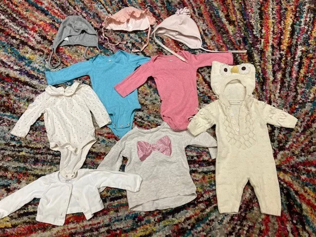 Huge lot 9 pcs baby mix  body suits ,tops cap, hat  girl clothes  for 9 months