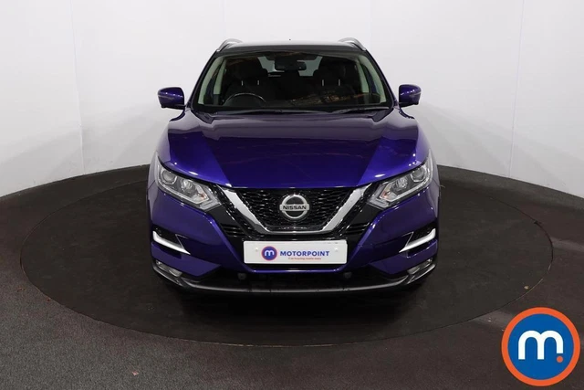 2020 Nissan Qashqai 1.3 DiG-T N-Connecta 5dr [Glass Roof-Executive] Hatchback Pe 2