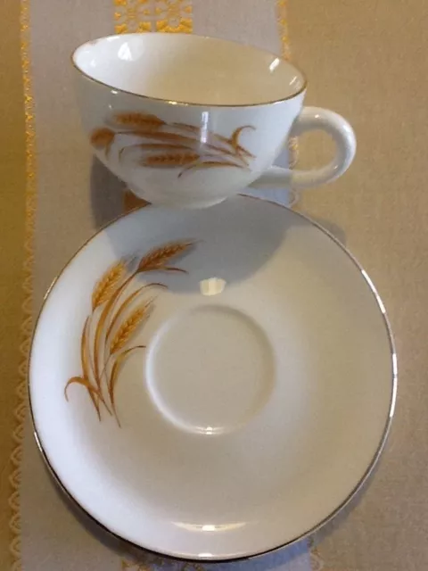4 Vintage Homer Laughlin GOLDEN WHEAT Tea Cups (2)& Saucers(2), 22K Gold Rims,
