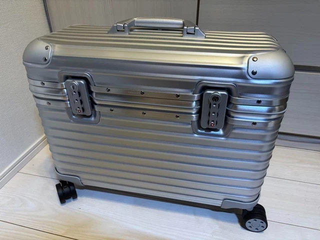 【RIMOWA】ORIGINAL PILOT SILVER 92551004 Original Pilot Case | Small Carry-On Suitcase | Silver | RIMOWA