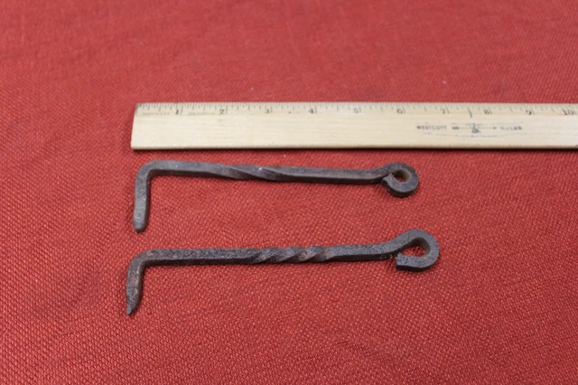 2 Vintage Iron Hand Forged Twisted gate or Door latches Antique Hardware Old 2