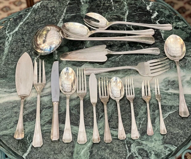 BELLE Ménagère Christofle Modèle Boreal Art Deco Métal Argenté 129 P