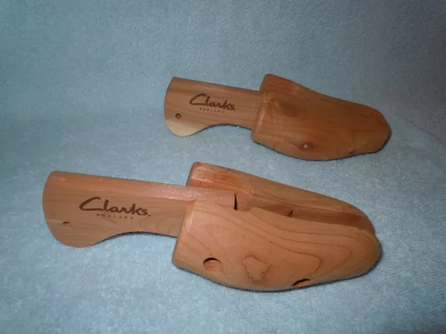 Estiras de zapatos de madera Clarks England talla M