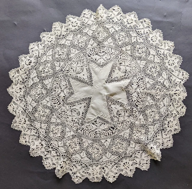 Beautiful Hand Made Maltese Lace Small Table Mat W Silk Cross Center Beautiful Hand Made Maltese Lace Small Table Mat W Silk Cross Center