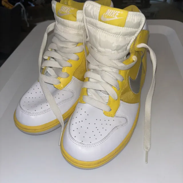 Nike Dunk High 'Tour Yellow Metallic Silver' Sneakers 318676-101 Size 10