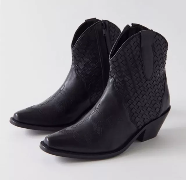 Urban Outfitters Women's Black Uo Monty Woven Cowboy Boot Size 6