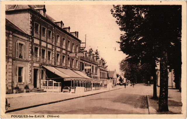 CPA Pouges-les-EAU Nievre (100206)