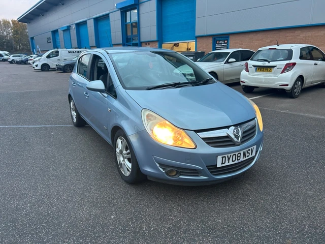 Vauxhall corsa 1.2 design no reserve