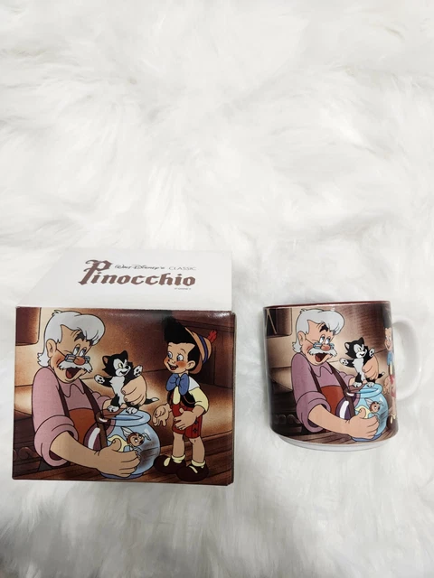 Vintage Walt Disney's Classic Pinocchio Coffee Mug Cup Discontinued 1990's