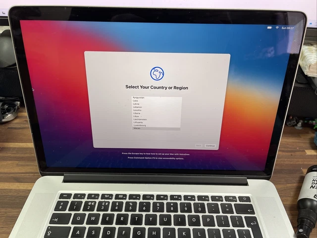 Apple MacBook Pro 15,4" (1 TB SSD, Intel Core i7 4a gen., 2,80 GHz, 16 GB RAM)