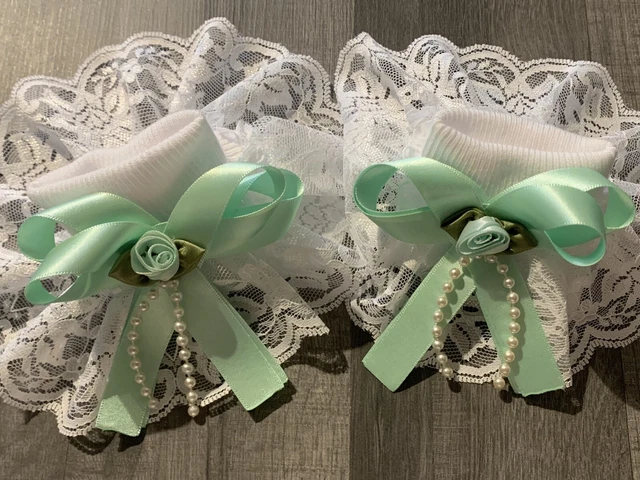 Calze frilly romane/spagnole taglia 9-12 con fiocco in perfette condizioni