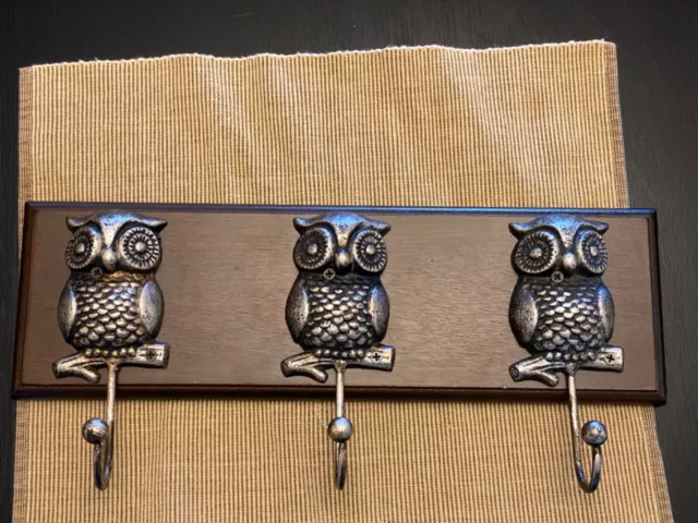 NWOT Wood Owl Wall Hook Coat Hat Rack Towel Hanger 3 Hooks Home Decor