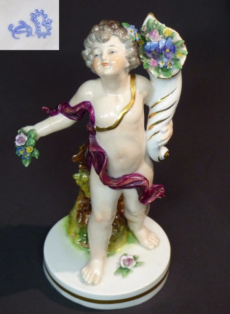 A Carl Théodore rare sujet Porcelaine Dresden 445g20c Bacchus putto chérubin